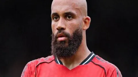 “瑞士公开赛男单桂冠，“国羽奇才”五战全胜展神勇”